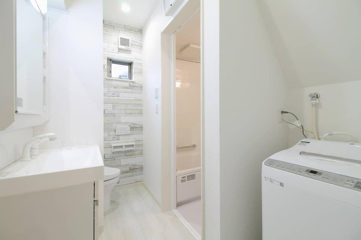 Bhotel Ball Park - Newlybuild 2 Bedrm Apt 2 Mins Baseball Museum 4Ppl Хиросима Экстерьер фото